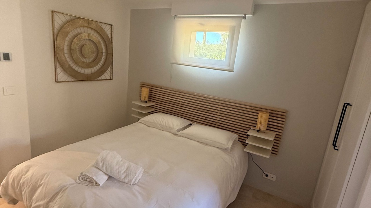 Photo of Bedroom in Flayosc