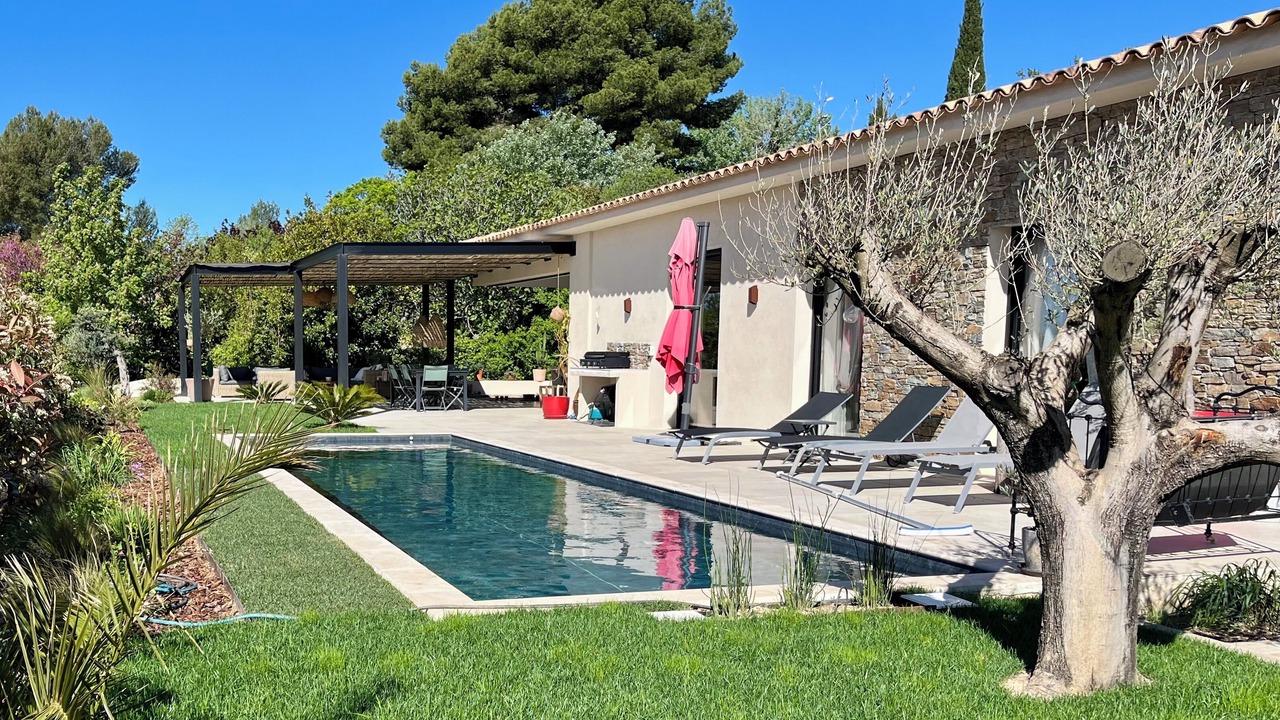 Photo of Outdoor in Eguilles