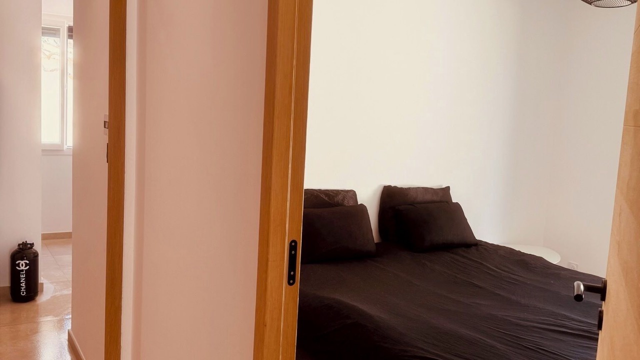 Photo of Bedroom in Chateauneuf-les-Martigues