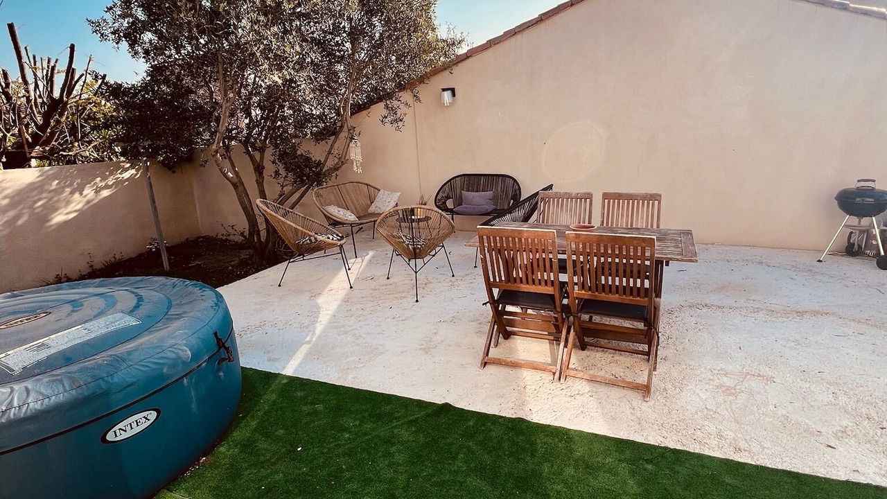Photo of Outdoor in Chateauneuf-les-Martigues