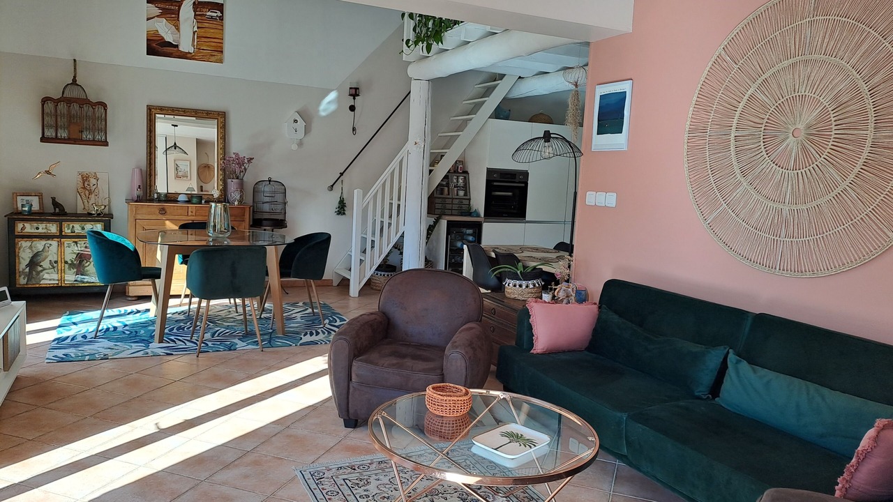Photo of Livingroom in Fuveau