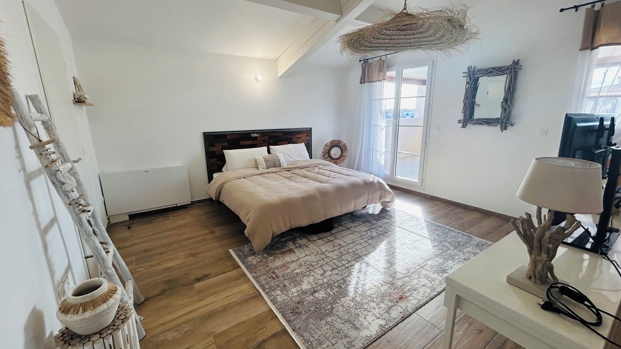 Photo of Bedroom in Aigues-Mortes