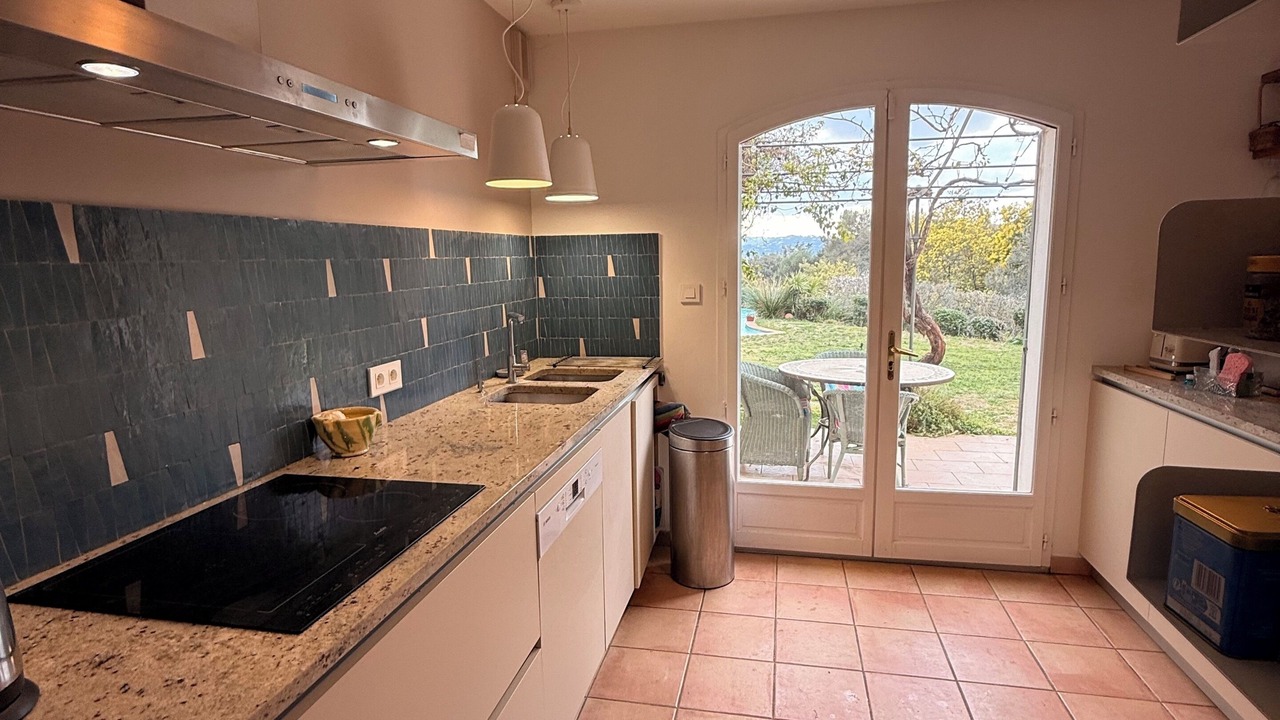 Photo of Kitchen in Guerrevieille