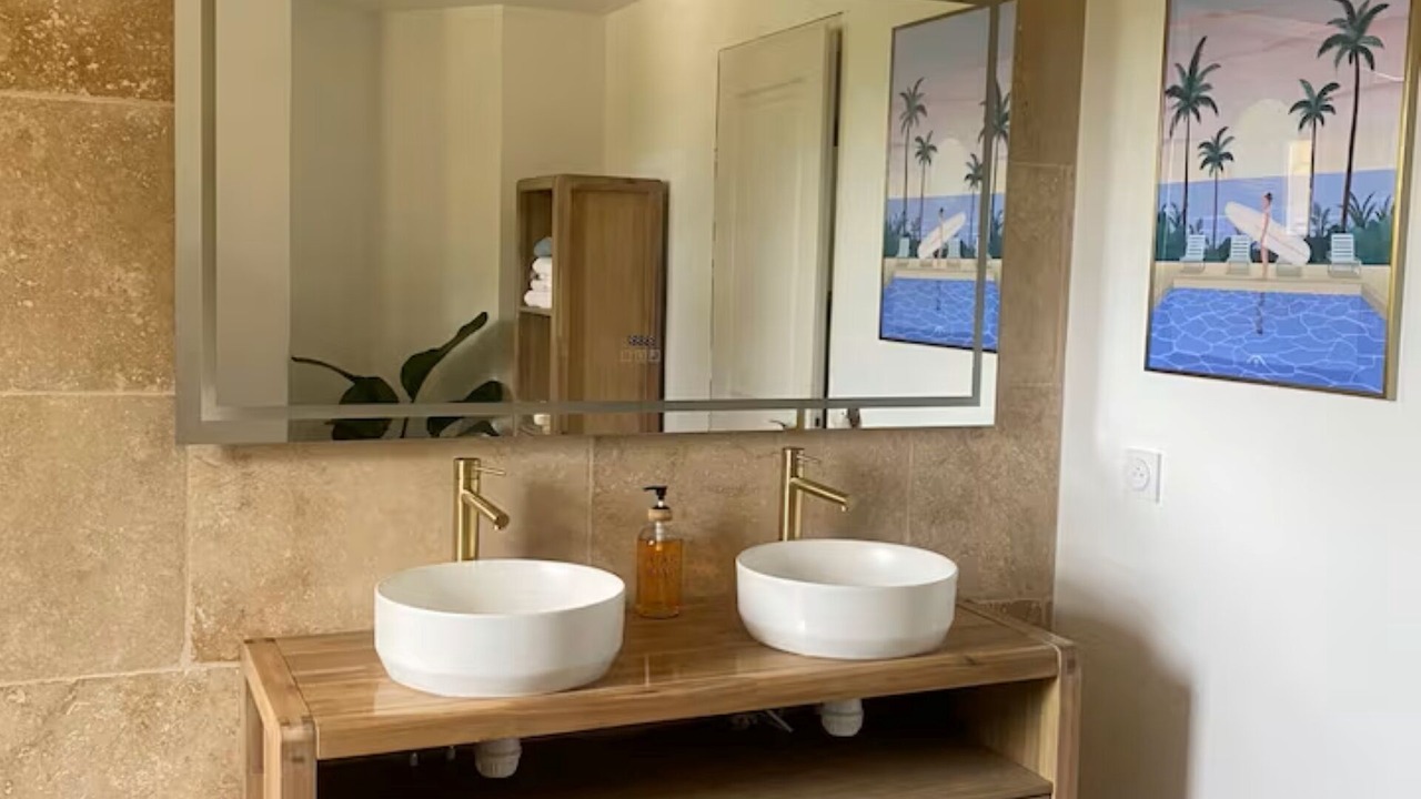 Photo of Bathroom in Peynier