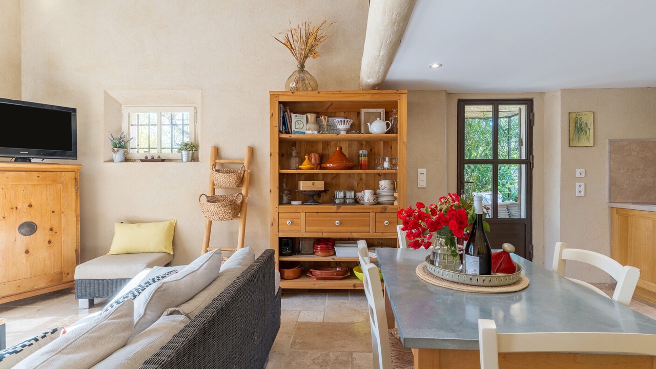 Photo of Livingroom in Saint-Cannat