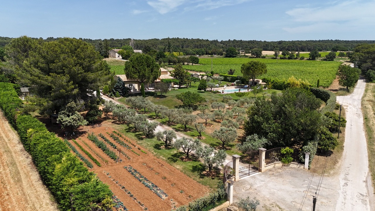 Photo of Outdoor in Saint-Cannat