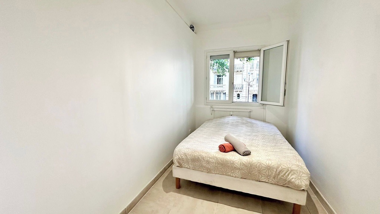 Photo of Bedroom in Carnot