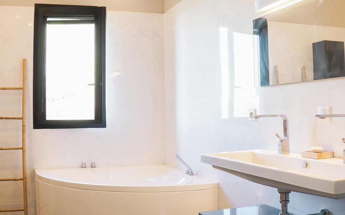 Photo of Bathroom in Albaron