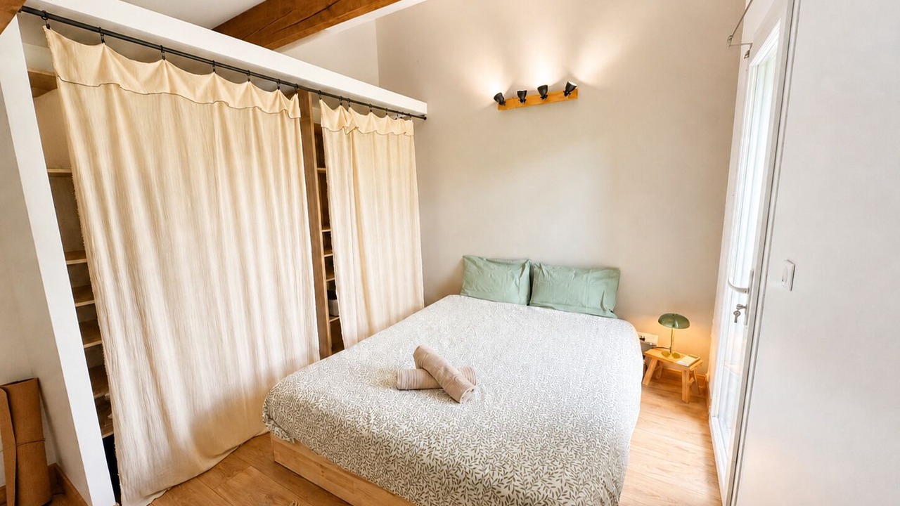 Photo of Bedroom in Fuveau
