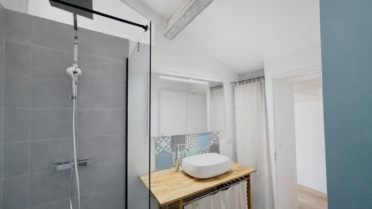 Photo of Bathroom in Fuveau
