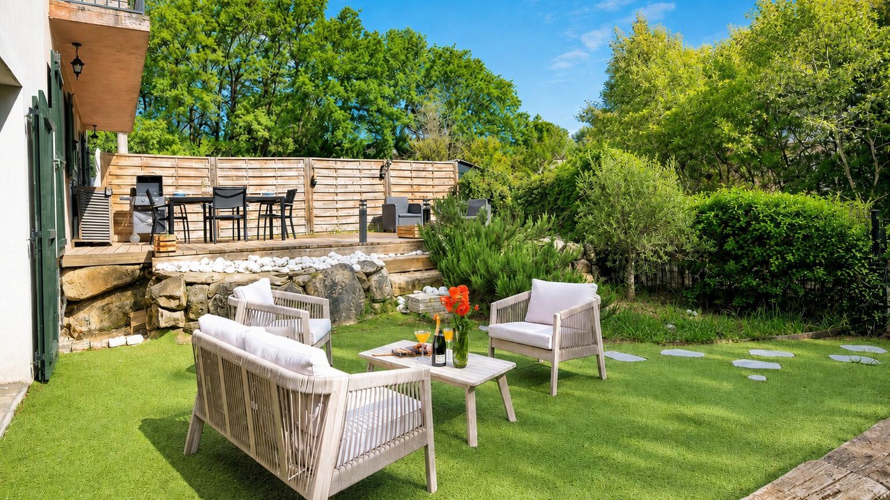 Photo of Outdoor in Fuveau