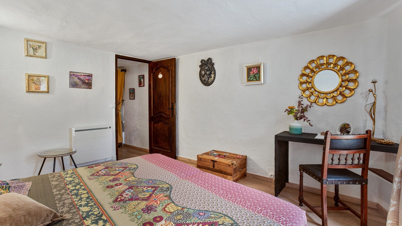 Photo of Bedroom in Sillans-la Cascade