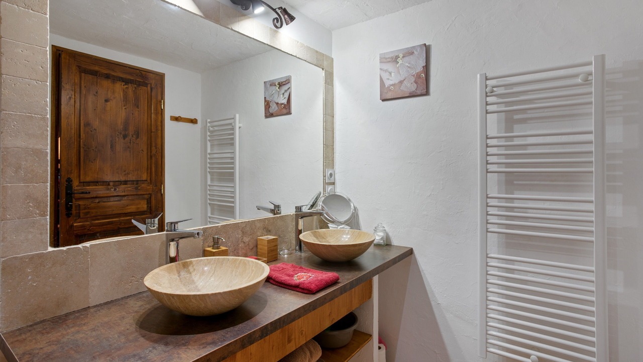 Photo of Bathroom in Sillans-la Cascade