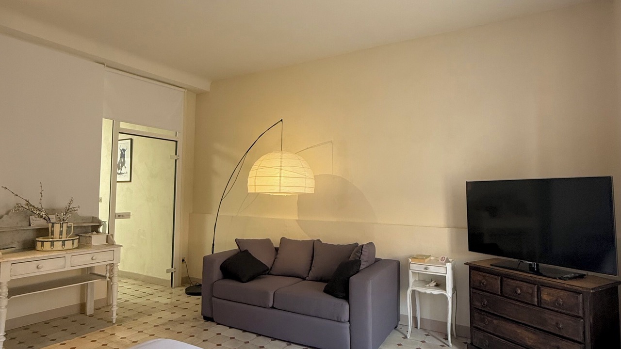 Photo of Bedroom in Arles City Centre