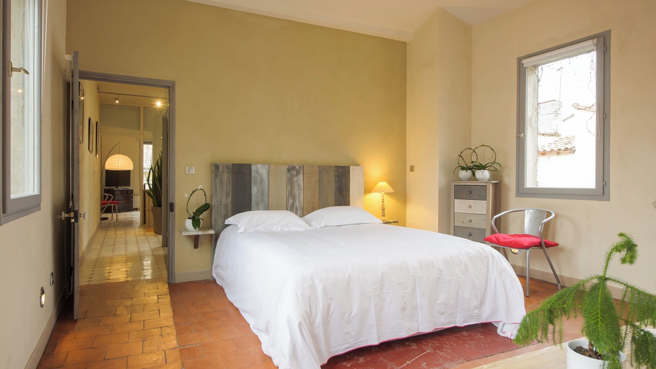 Photo of Bedroom in Arles City Centre