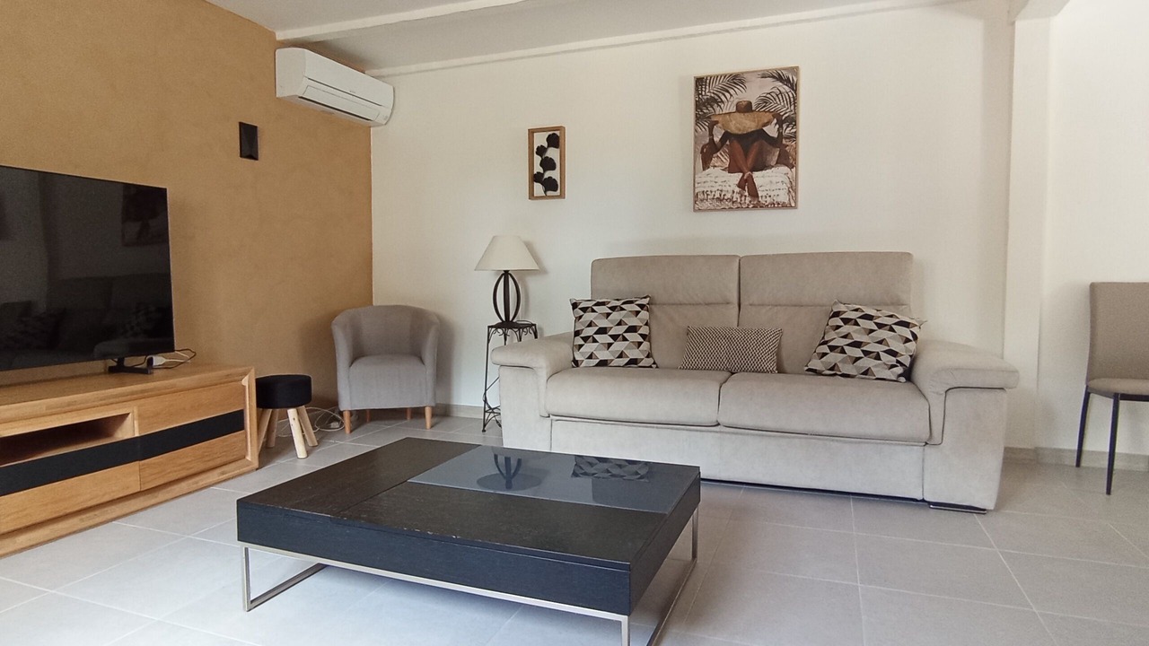Photo of Livingroom in Sainte-Anne du Castellet