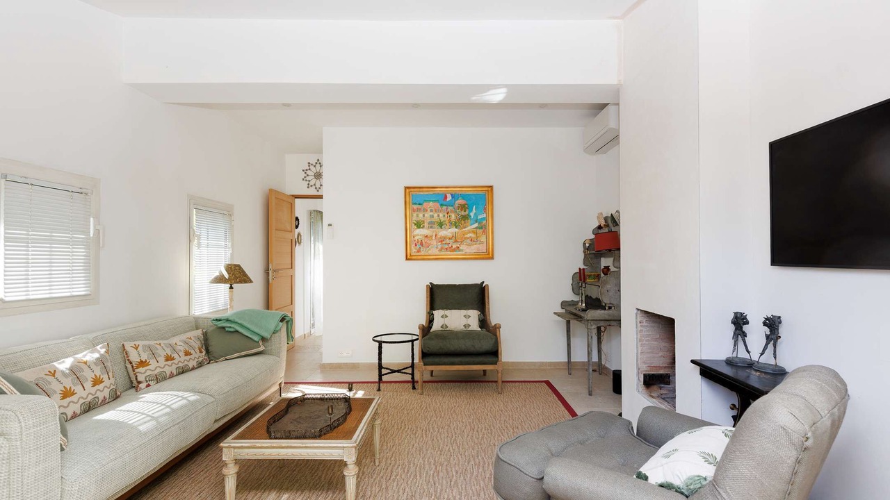 Photo of Livingroom in Mougins