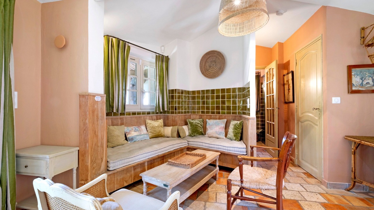 Photo of Livingroom in Les Maillans
