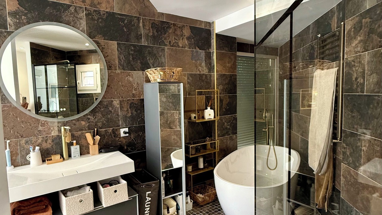 Photo of Bathroom in Istres