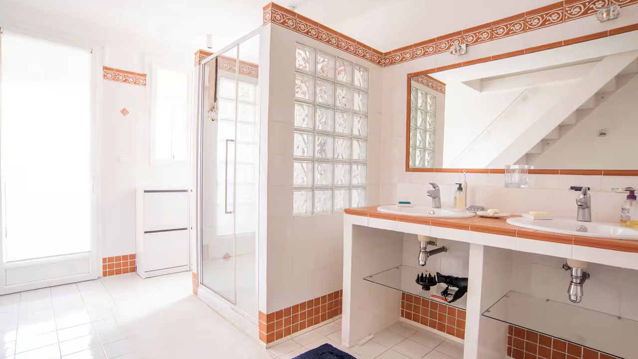 Photo of Bathroom in La Garde