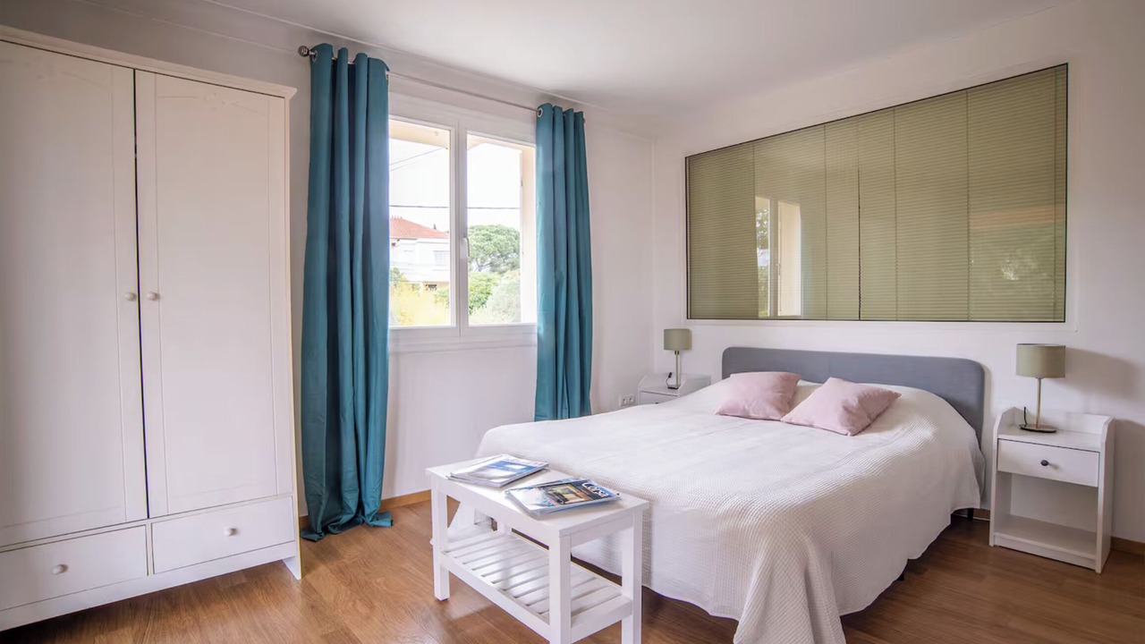 Photo of Bedroom in La Garde