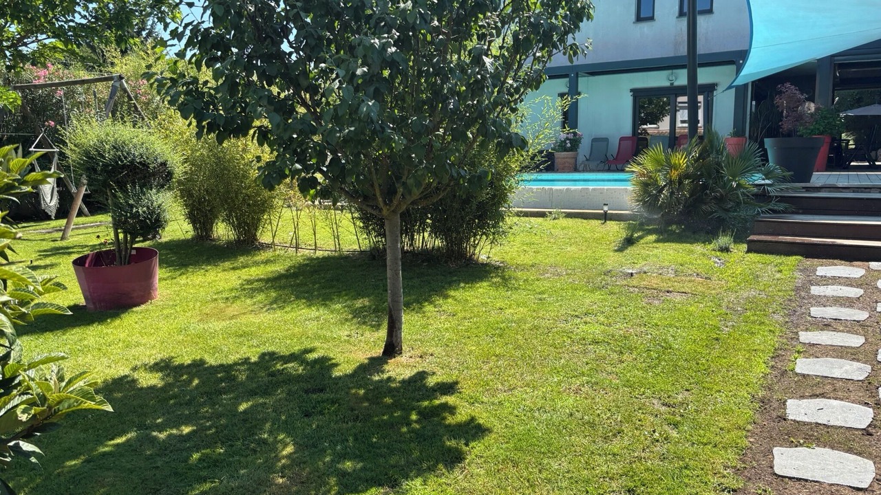 Photo of Outdoor in Bouc-Bel-Air