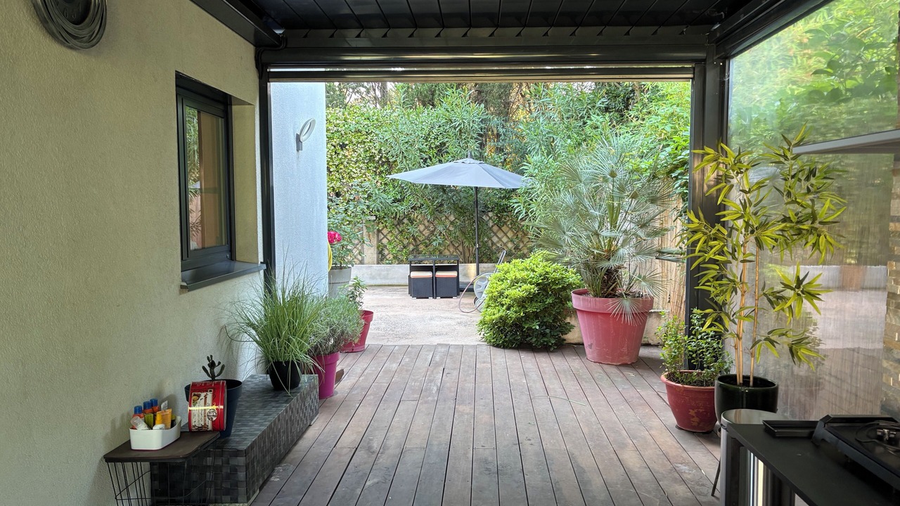 Photo of Patio Balcony in Bouc-Bel-Air