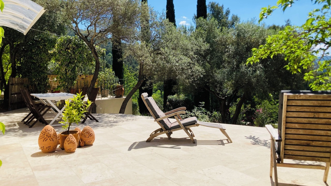 Photo of Patio Balcony in Gemenos