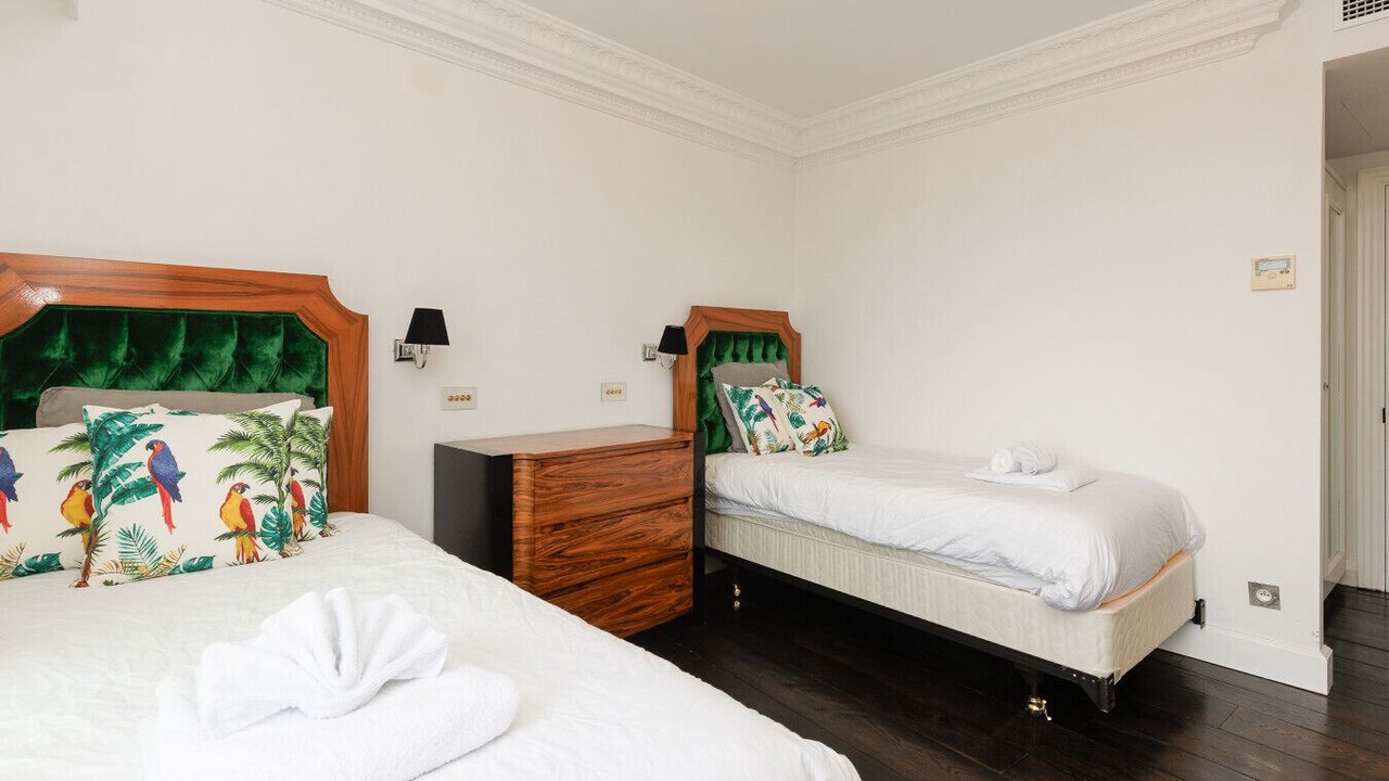 Photo of Bedroom in Espero-Pax