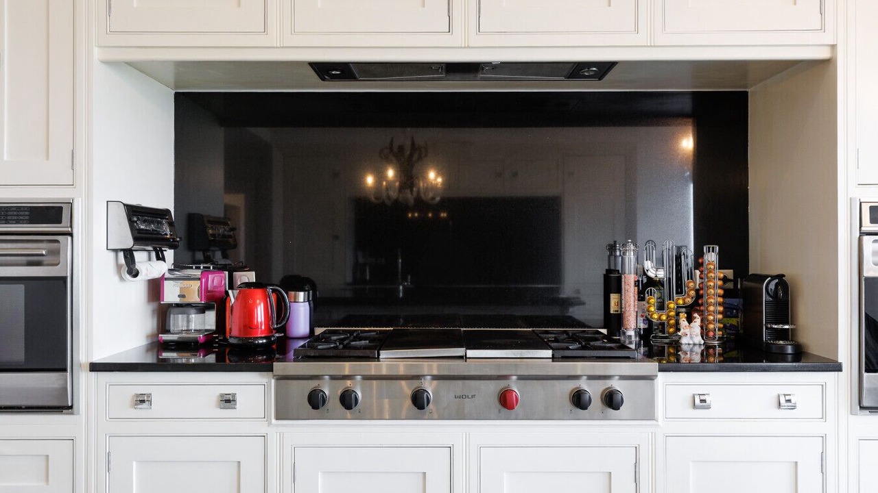 Photo of Kitchen in Espero-Pax