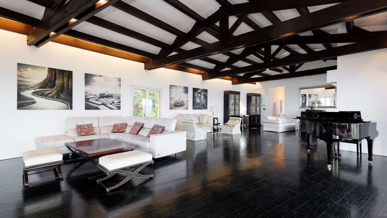 Photo of Livingroom in Espero-Pax