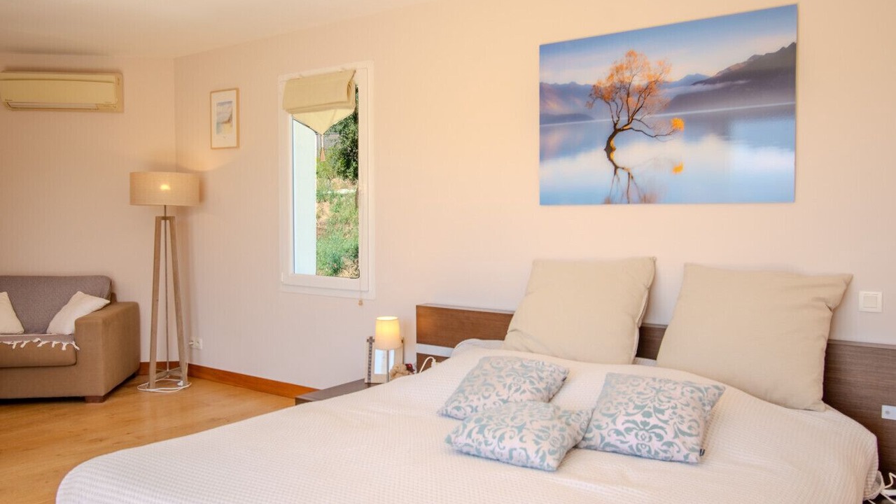 Photo of Bedroom in Sainte-Maxime - Saint-Tropez