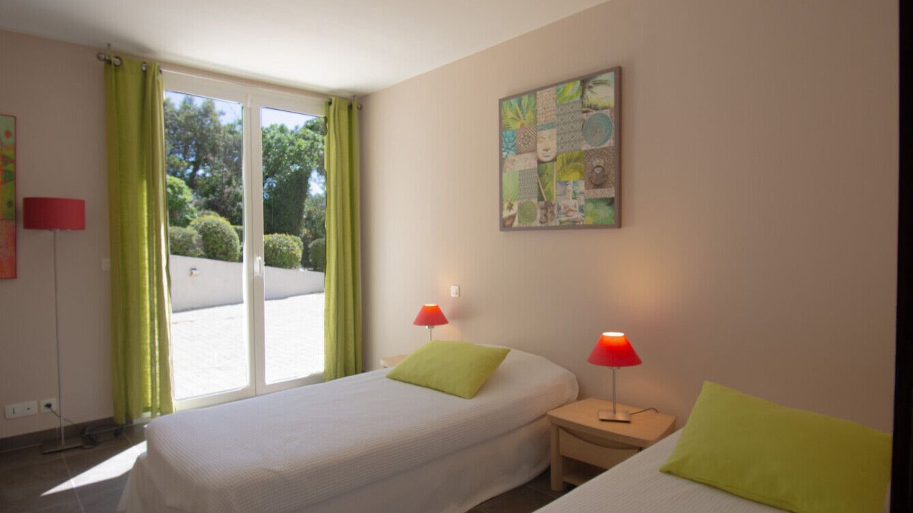 Photo of Bedroom in Sainte-Maxime - Saint-Tropez