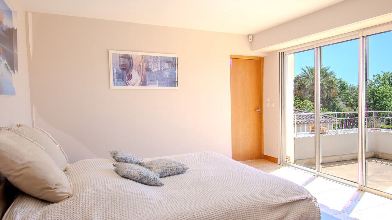Photo of Bedroom in Sainte-Maxime - Saint-Tropez