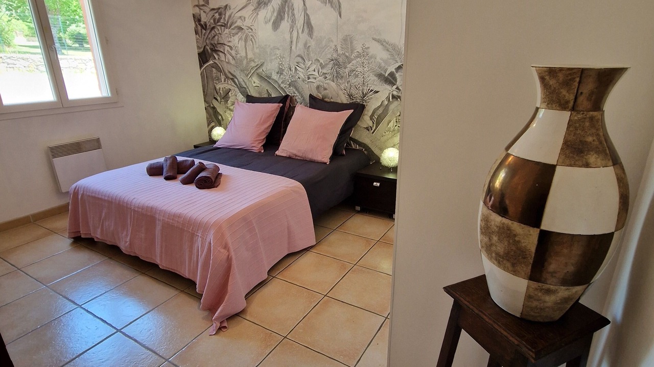 Photo of Bedroom in Villecroze