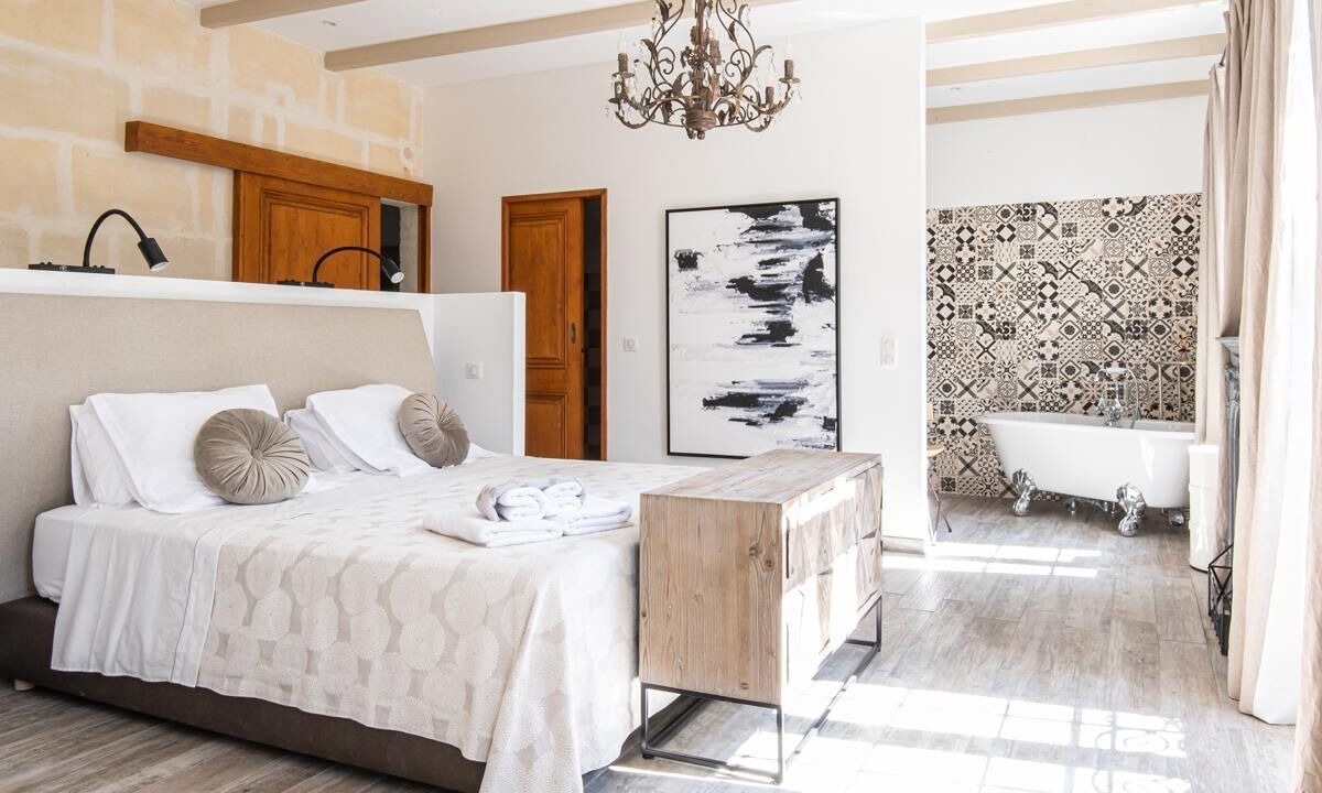 Photo of Bedroom in Arles