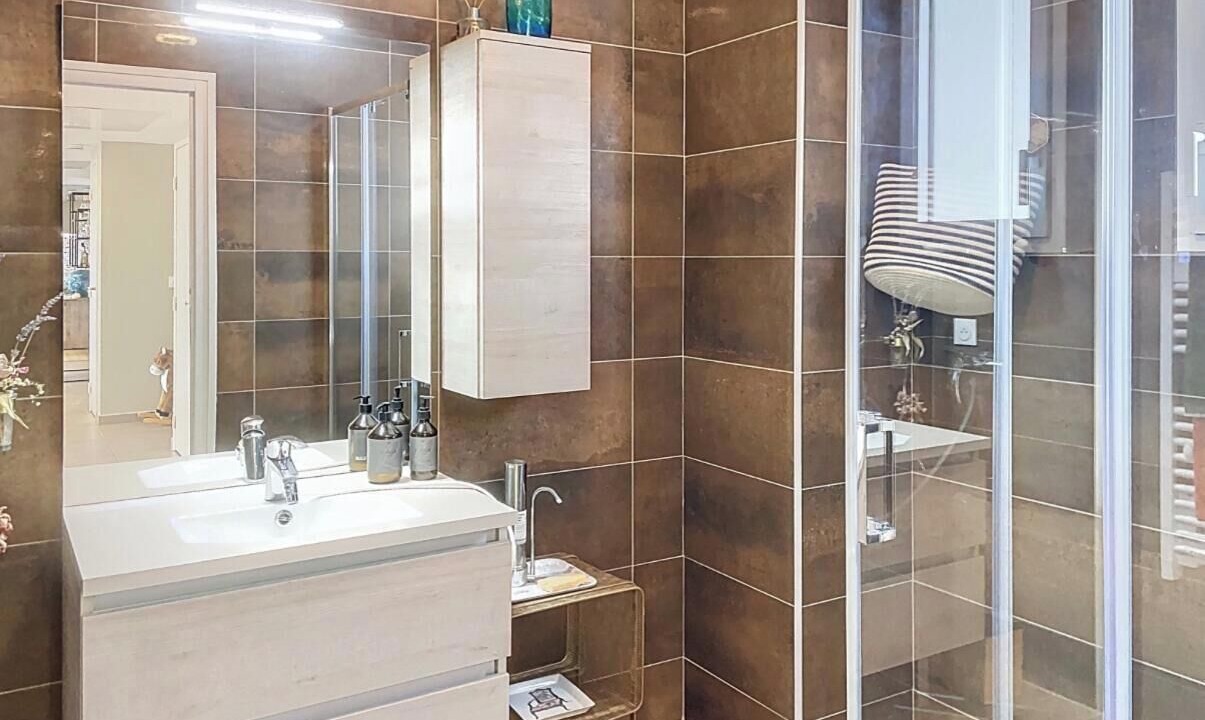 Photo of Bathroom in Les Maillans