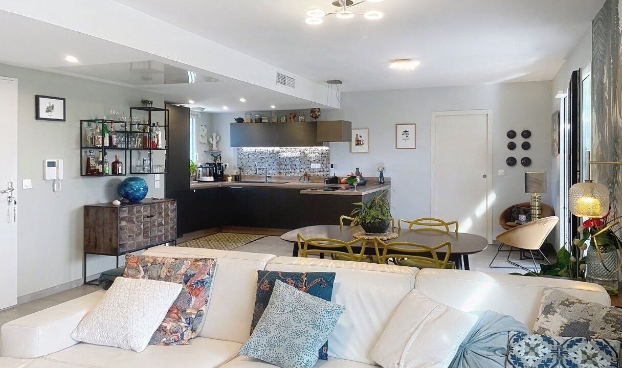 Photo of Livingroom in Les Maillans
