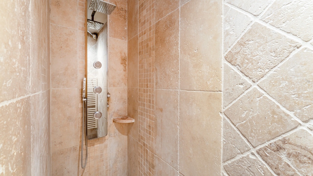 Photo of Bathroom in Maillane