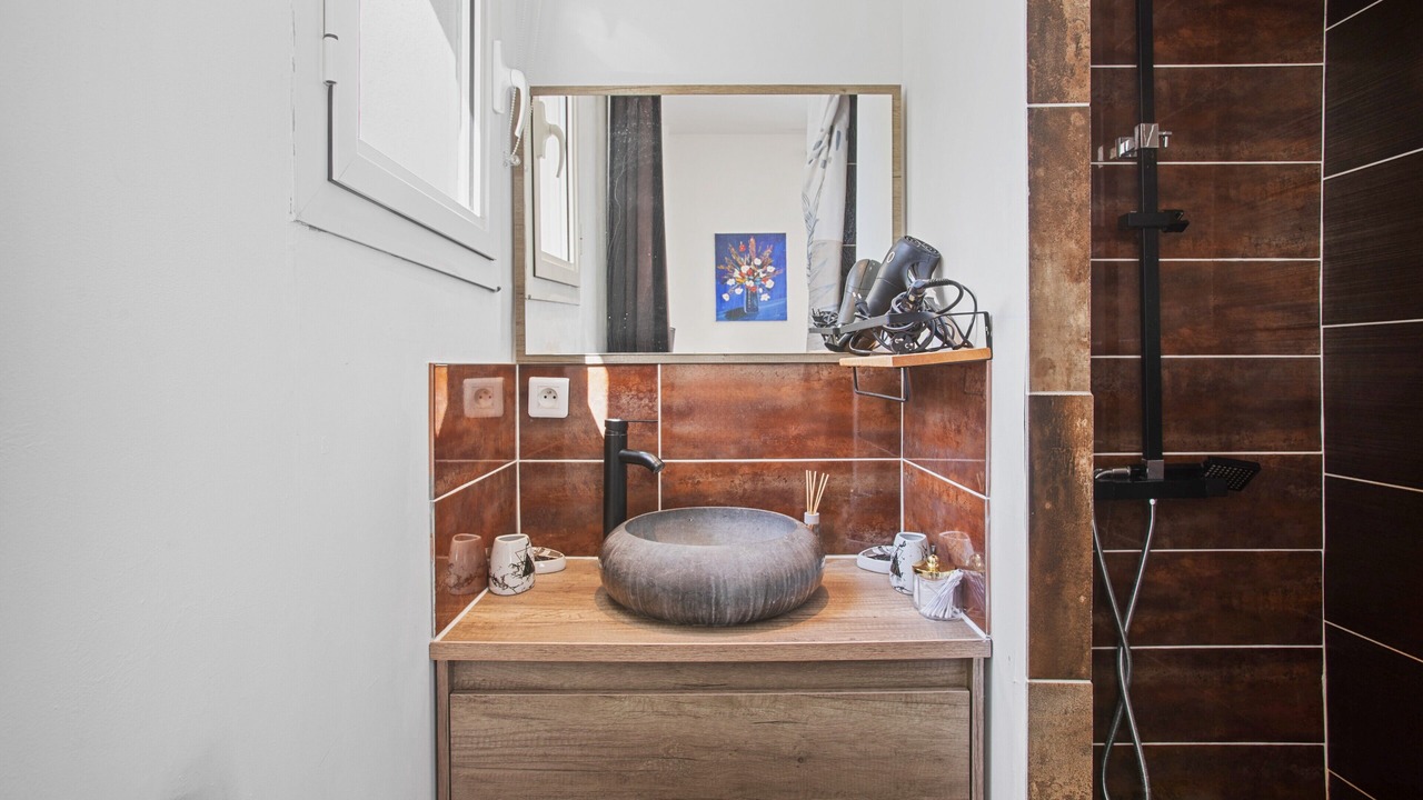 Photo of Bathroom in Montferrat