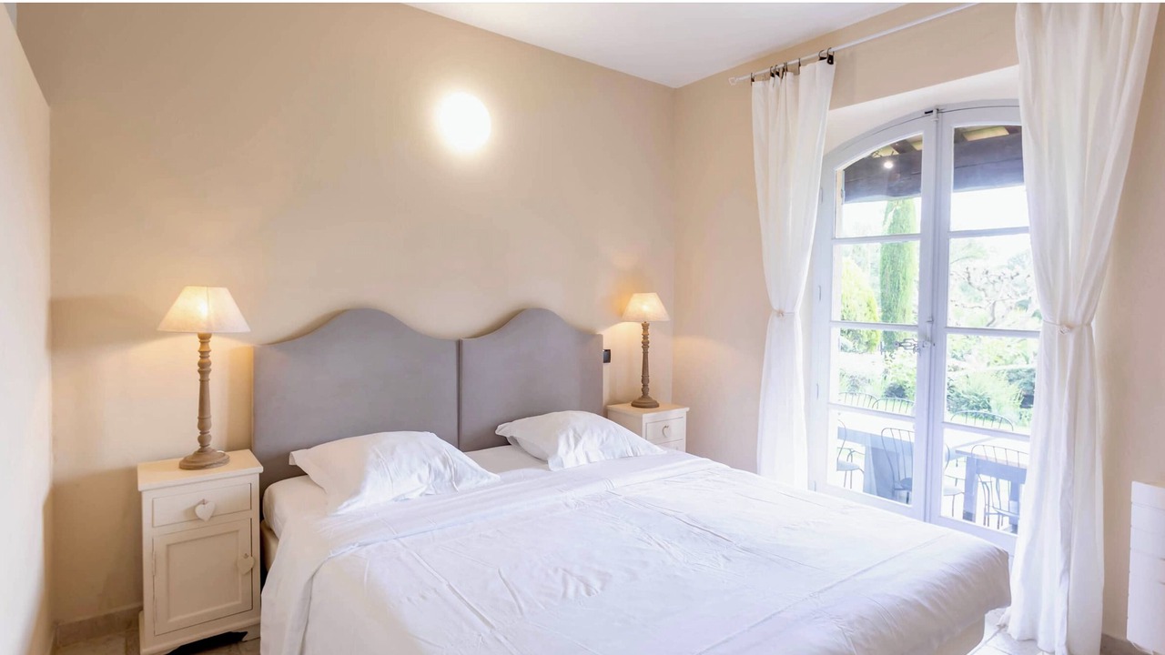 Photo of Bedroom in Bonnieux