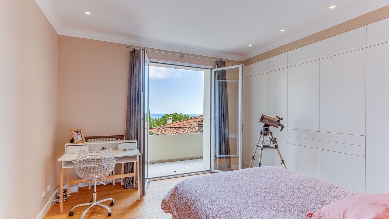 Photo of Bedroom in Eze