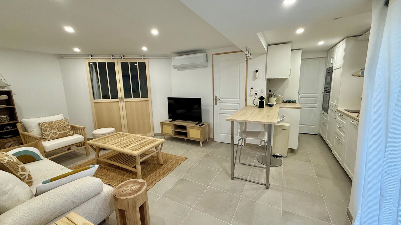 Photo of Livingroom in Istres