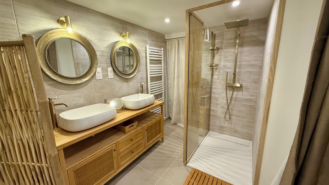 Photo of Bathroom in Istres