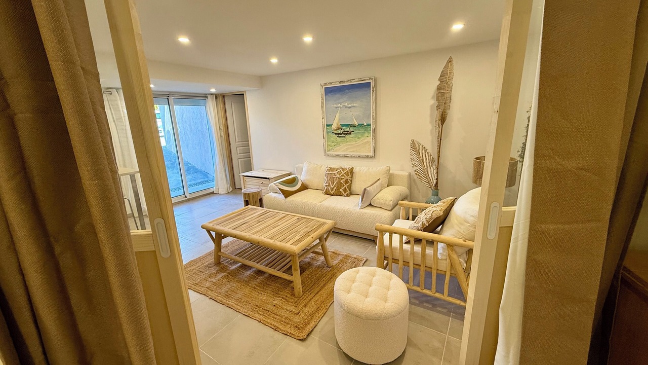 Photo of Livingroom in Istres