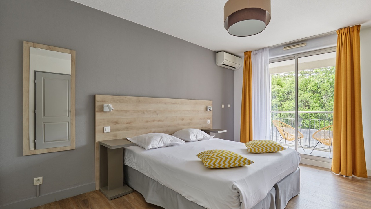 Photo of Bedroom in Aix-en-Provence