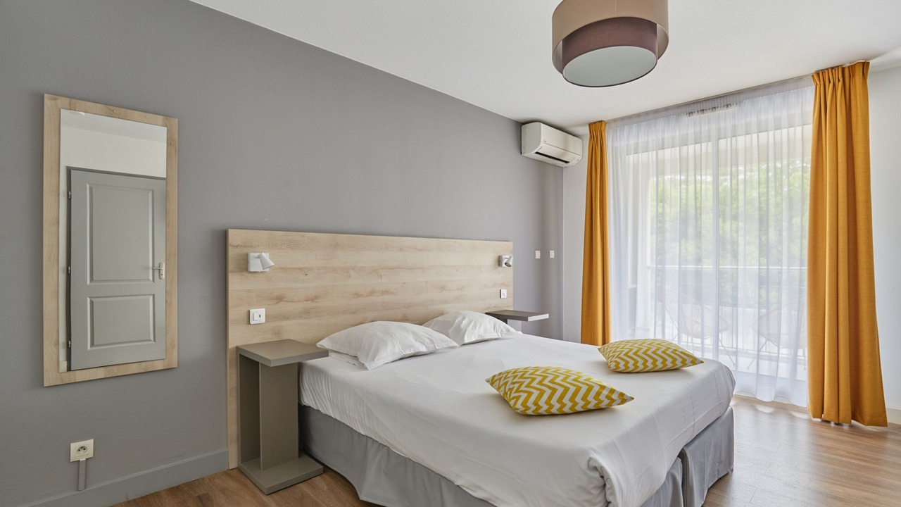 Photo of Bedroom in Aix-en-Provence