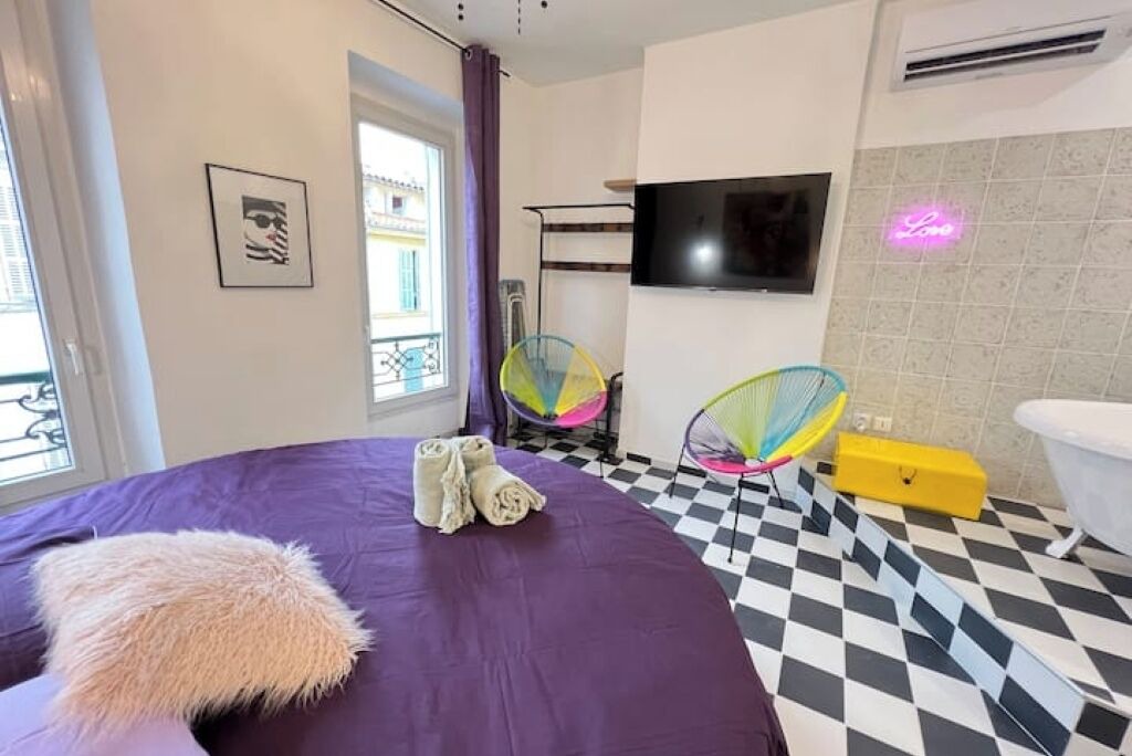 Photo of Bedroom in Le Camas