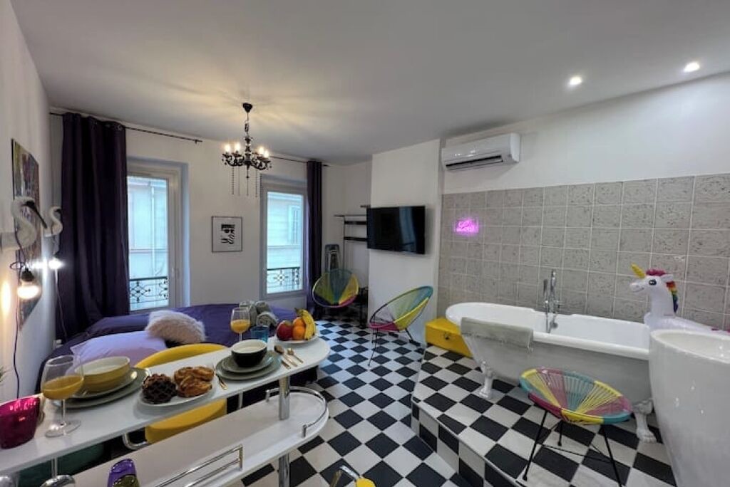 Photo of Bedroom in Le Camas