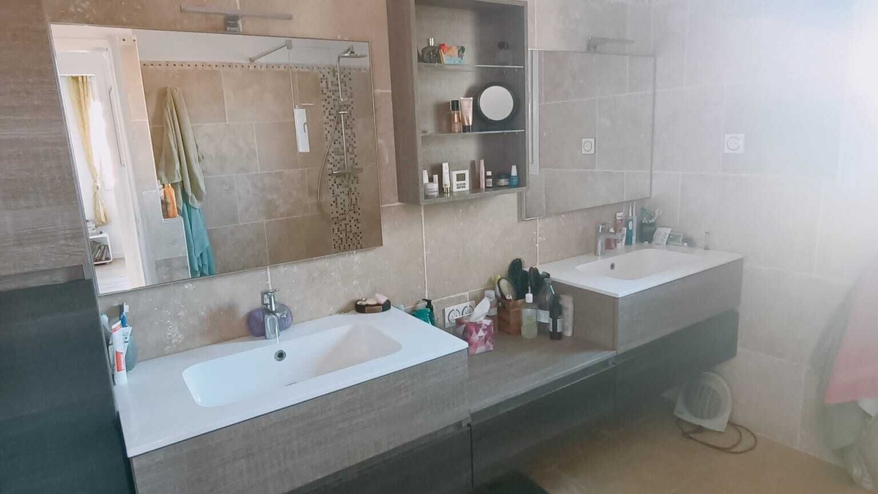 Photo of Bathroom in Senas